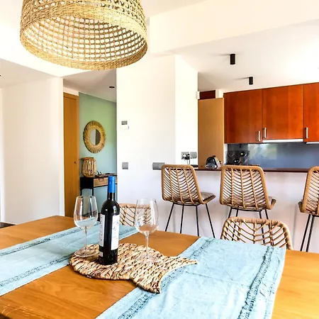 Fabuloso Birdie 8 : Entre Mar Y Montanas Bonmont Terres Noves